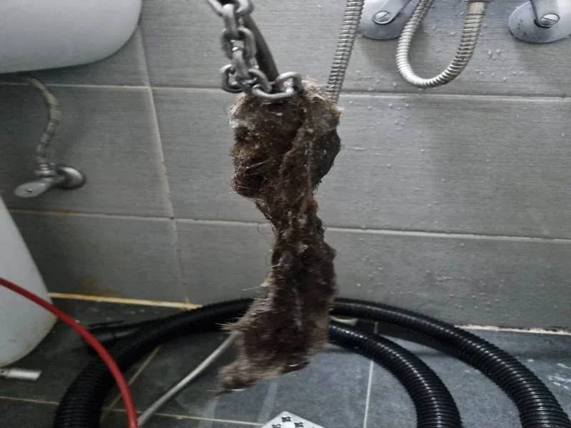 반월동 정화조막힘 작업 현장